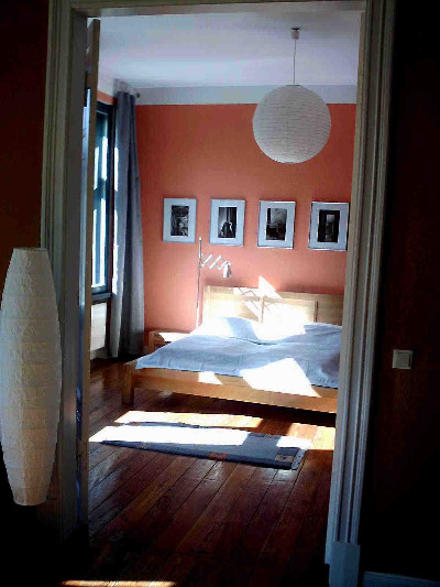 Blick ins Schlafzimmer